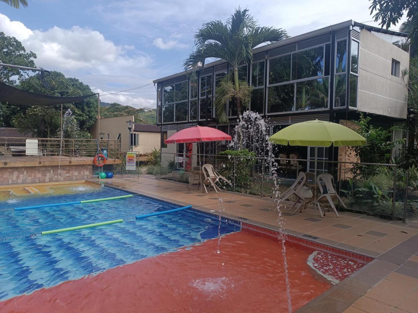 Akuarela Apartamentos Campestres อีบาเก ภายนอก รูปภาพ